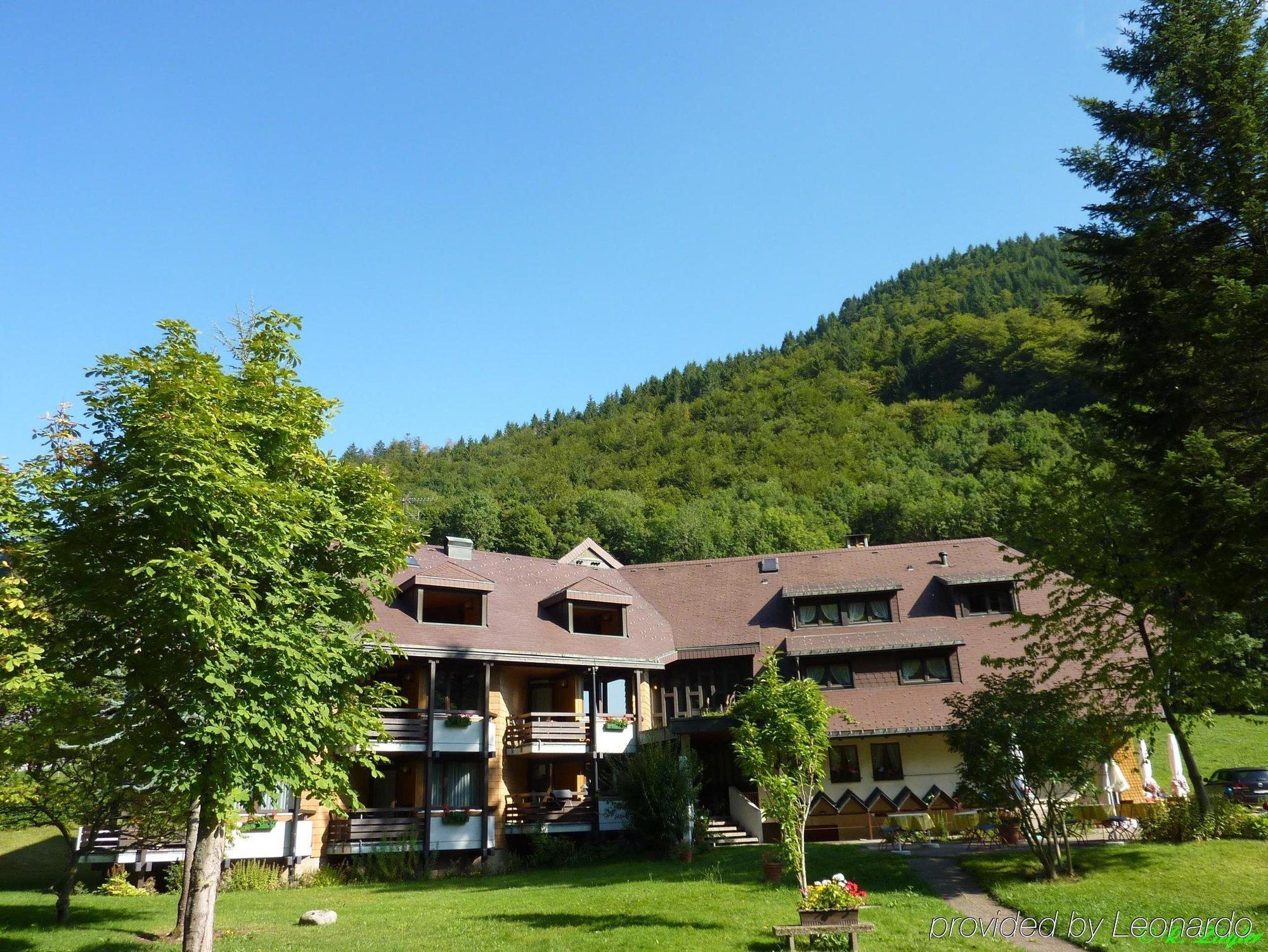 Hotel Lawine Todtnau Eksteriør billede